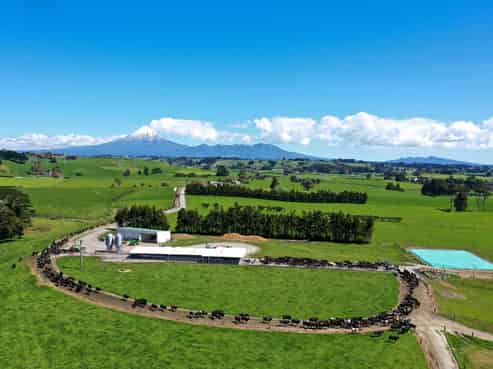701 Richmond Road, Lepperton