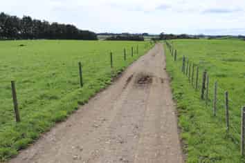 701 Richmond Road, Lepperton