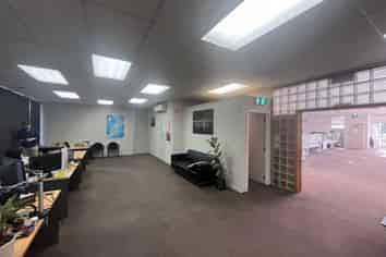 Predominant Great South Road Office 