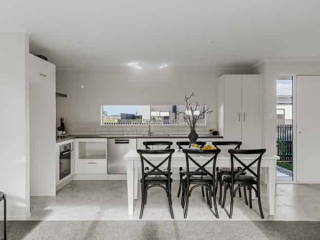 59 Empire Crescent, Papamoa