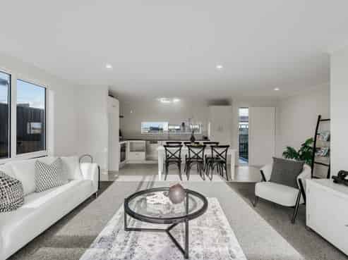 59 Empire Crescent, Papamoa