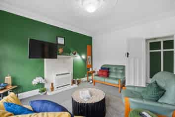 125 Caversham Valley Road, Calton Hill