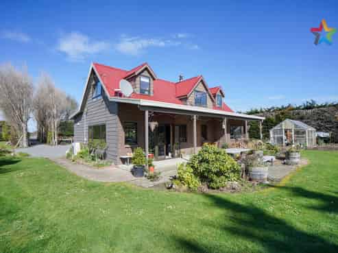 533 Flora Road East, Makarewa