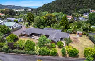 176 Western Hills Drive, Kensington