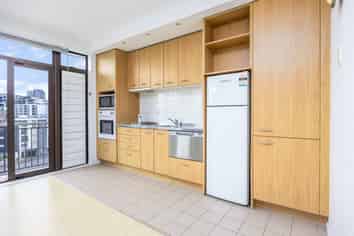 3J/7 Charlotte Street, Eden Terrace