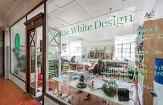 Split Studio Retail in Iconic Arcade Setting