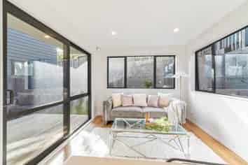 5/6 Woodhouse Place, West Harbour