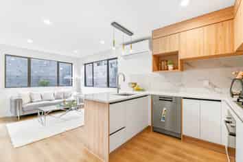 5/6 Woodhouse Place, West Harbour