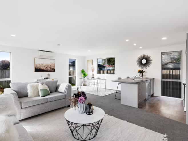 16 Curlew Bay Road, Otahuhu