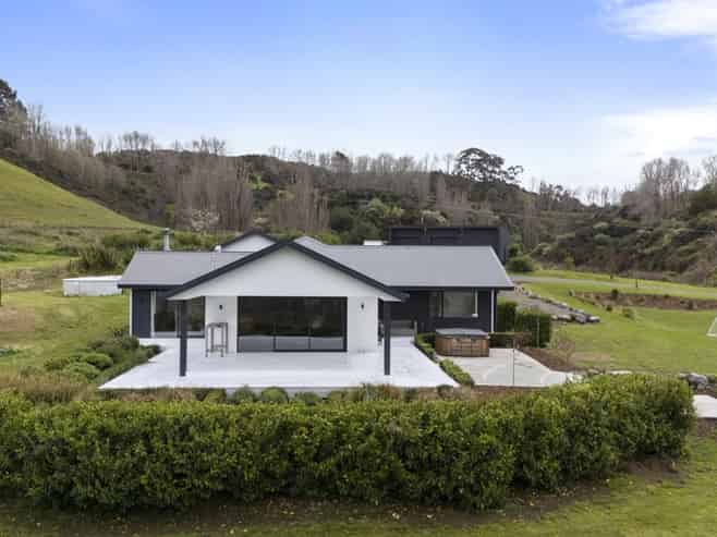 1030D Valley Road, Ashhurst