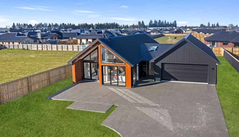 33 Memorial Crescent, Methven
