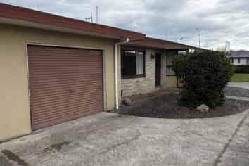 2/504 St Aubyn Street East, Parkvale