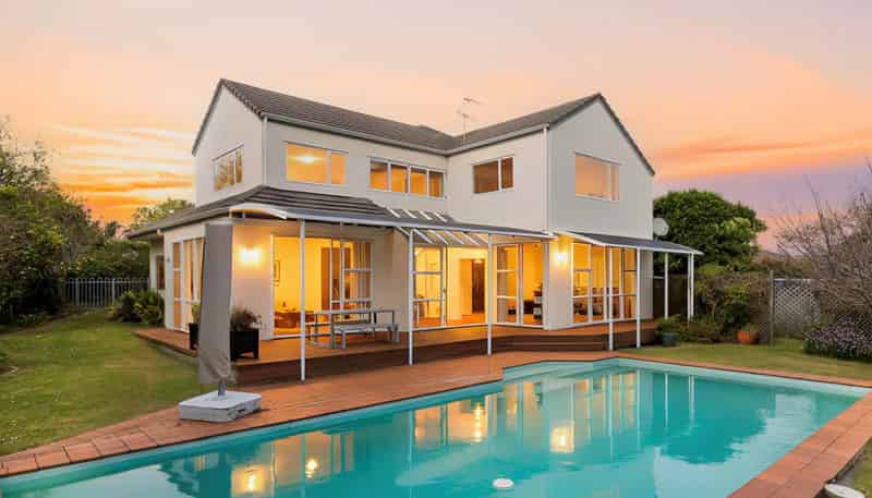 15 Advance Way, Albany
