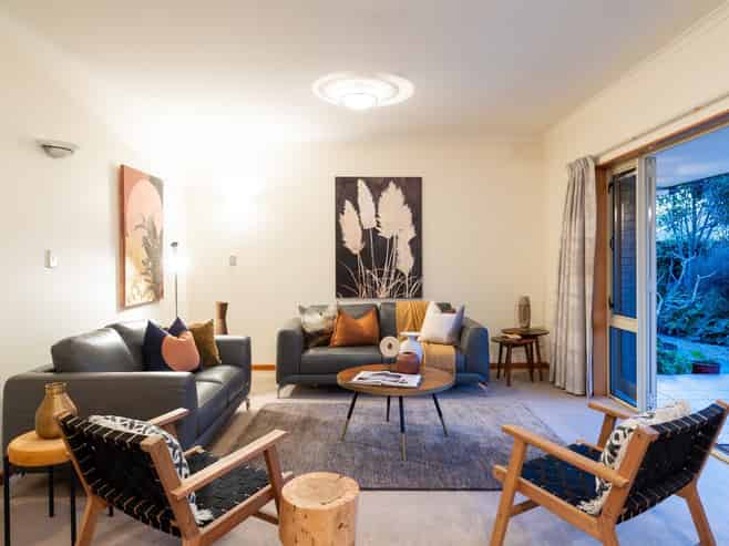 2 Bella Grove Way, The Wood