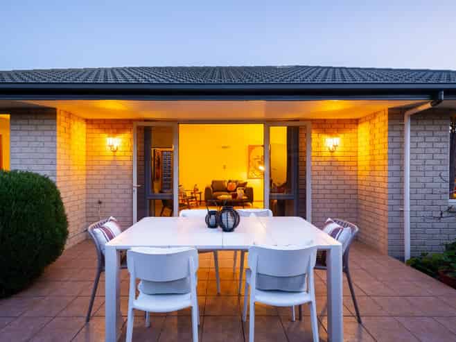 2 Bella Grove Way, The Wood