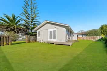 1 Crampton Place, Manurewa