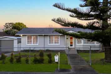 1 Crampton Place, Manurewa