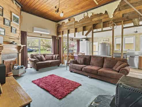 19 Gordon Terrace, Hunterville