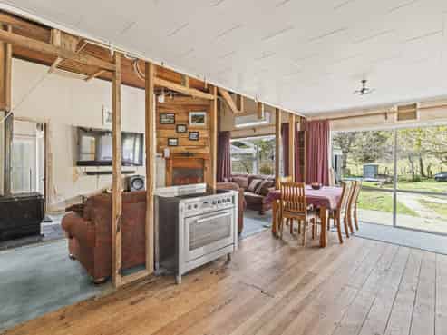 19 Gordon Terrace, Hunterville