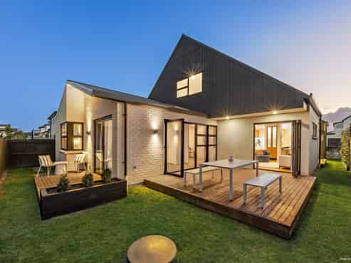 4 Makete Crescent, Hobsonville