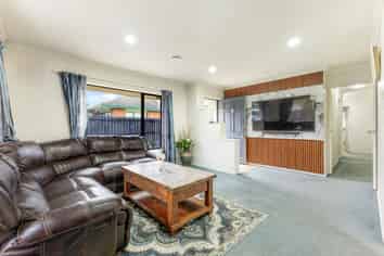 3 Finlayson Avenue, Clendon Park