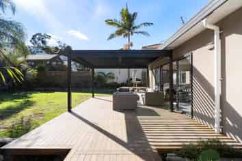 24 Bush View Lane, Northcote