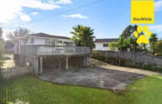 23 Cherry Tree Place, Massey