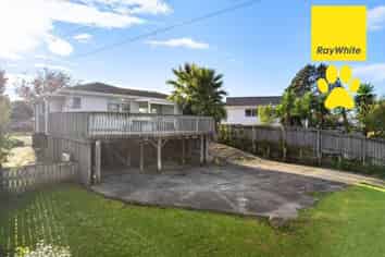 23 Cherry Tree Place, Massey