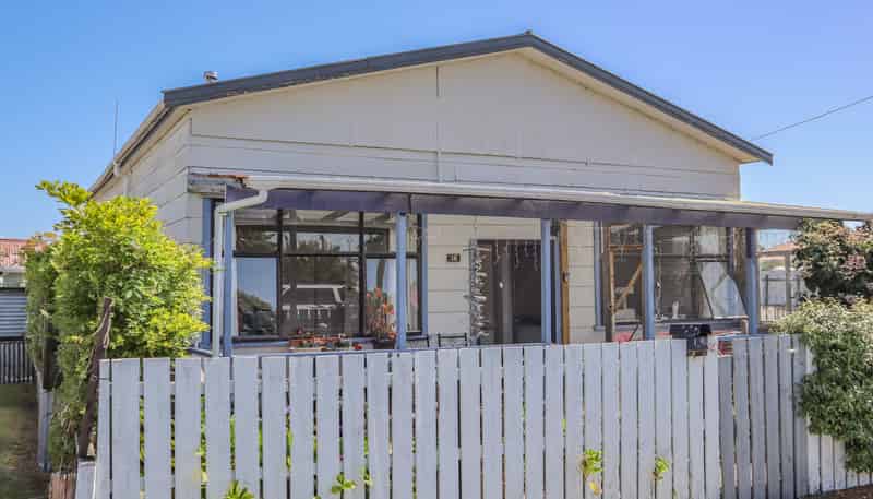 18 Thompson Street, Greymouth