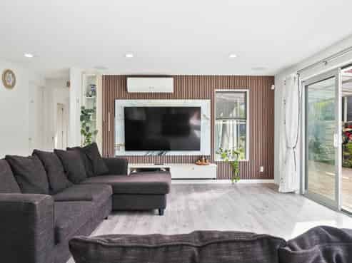 42A Nui Mana Place, Te Atatu South