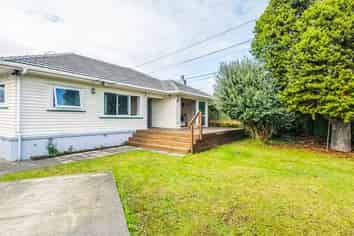 2 Orakau Road, Mangere East