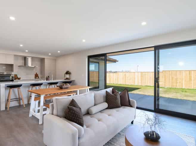 9 Williams Road, Lansdowne