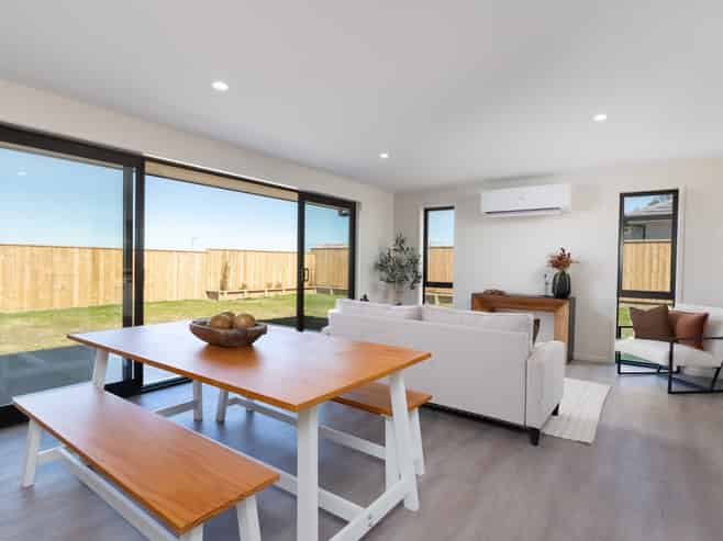 9 Williams Road, Lansdowne