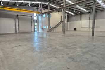 City Fringe Warehouse with 5T Gantry