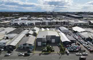 City Fringe Warehouse with 5T Gantry