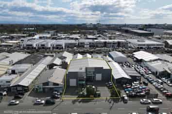 City Fringe Warehouse with 5T Gantry