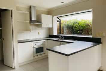 2/9 Stratford Road, Alfriston