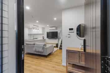 74D Jolson Road, Mount Wellington