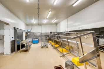 Freezer and Cool Stores with Factory