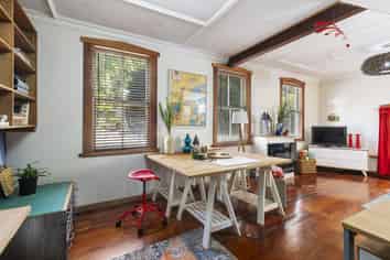 77 Holloway Road, Aro Valley