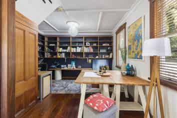 77 Holloway Road, Aro Valley