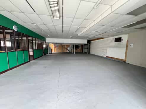 Onekawa showroom / workshop