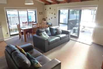 501B Achilles Avenue, Whangamata