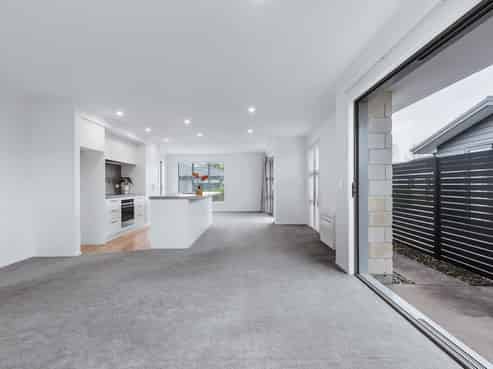 28 Bastille Court, Rangatira Park