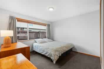 1/18 Burdale Street, Riccarton