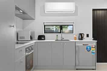 7/452 Gloucester Street, Linwood