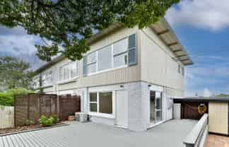 1/67 Vauxhall Rd, Devonport