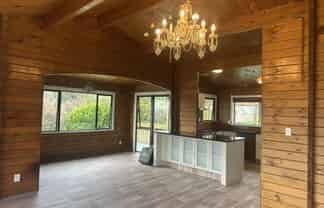 137 Simpson Road, Henderson Valley