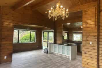 137 Simpson Road, Henderson Valley