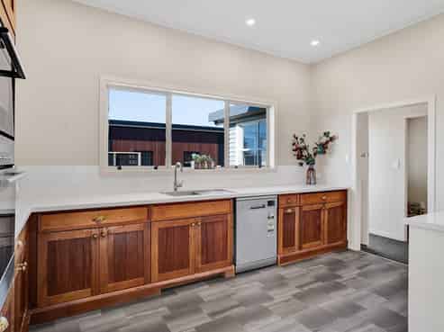 39 Maire Street, Inglewood